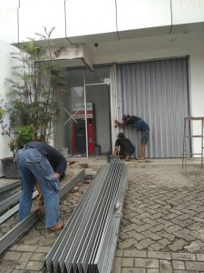 perbaikan folding gate jatirahayu bergaransi